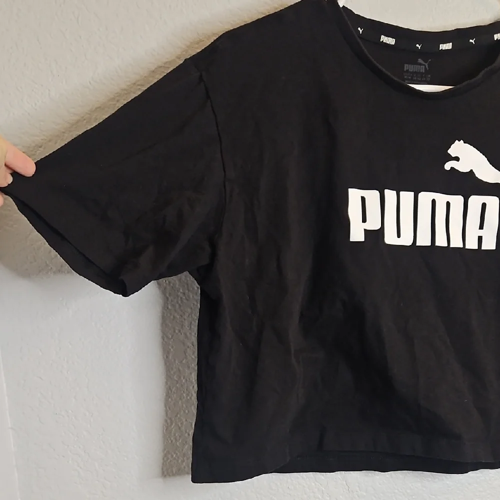 PUMA Women's Essentials Cropped Logo Tee - Picture 5 of 7